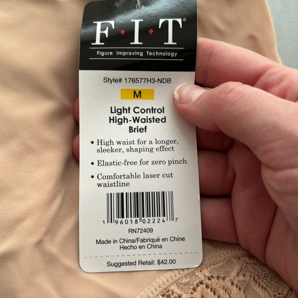NWT light control high waisted brief shape wear. M - Picture 3 of 8